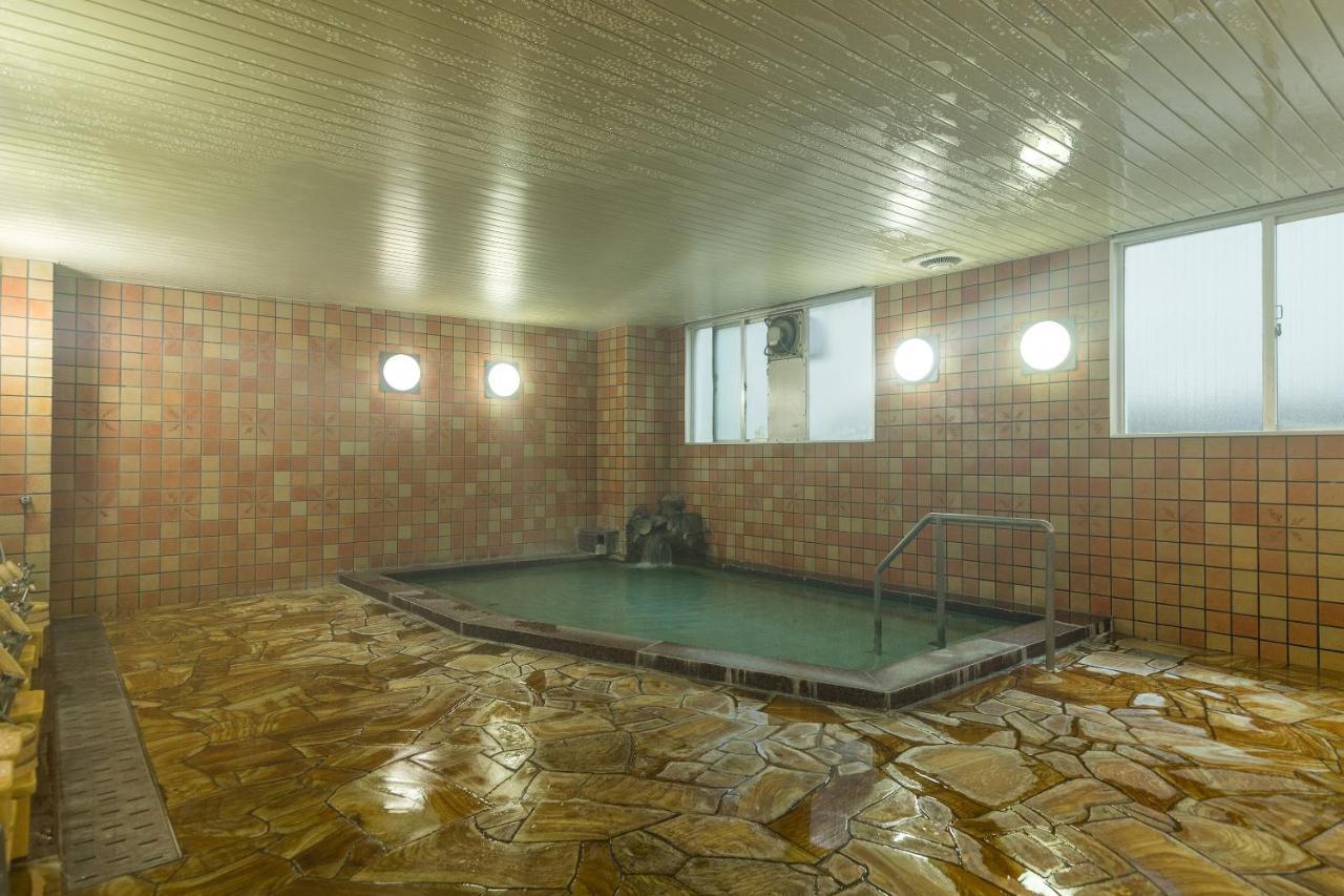 OYO Ryokan Seimeiso Shirakabako Chino Bagian luar foto
